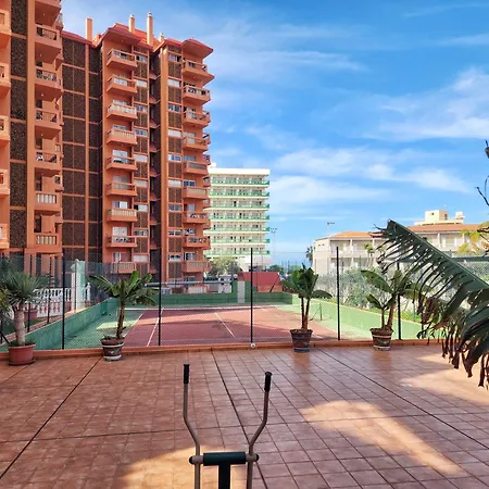 Apartment Ocean Breeze Oasis In *