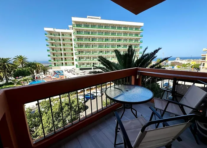 Apartment Ocean Breeze Oasis In