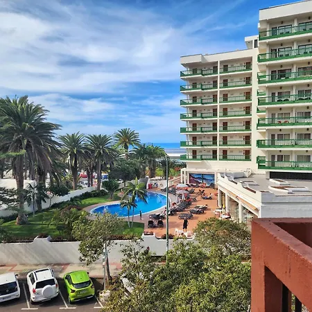 Ocean Breeze Oasis In شقة